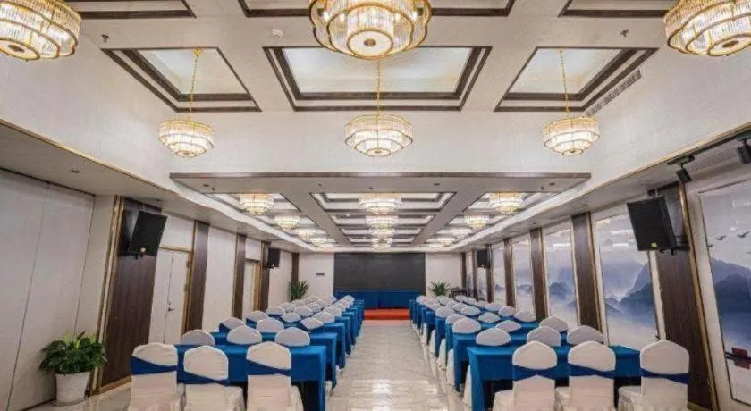 ibis Styles Nanjing Qilin Gate Hotel