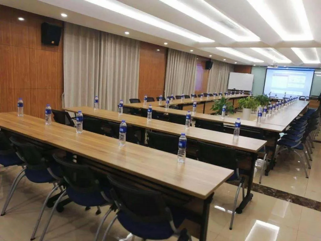 ibis Styles Nanjing Qilin Gate Hotel