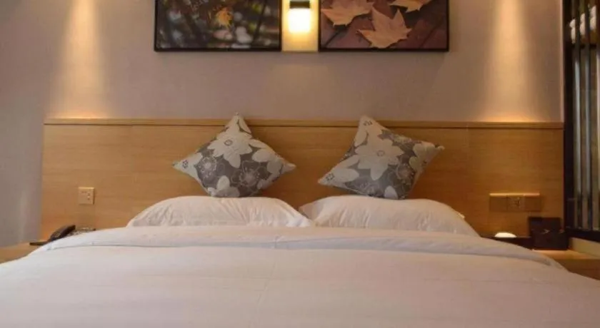 Bed in GreenTree Alliance Hotel Kunming Chuanjin Road Branch