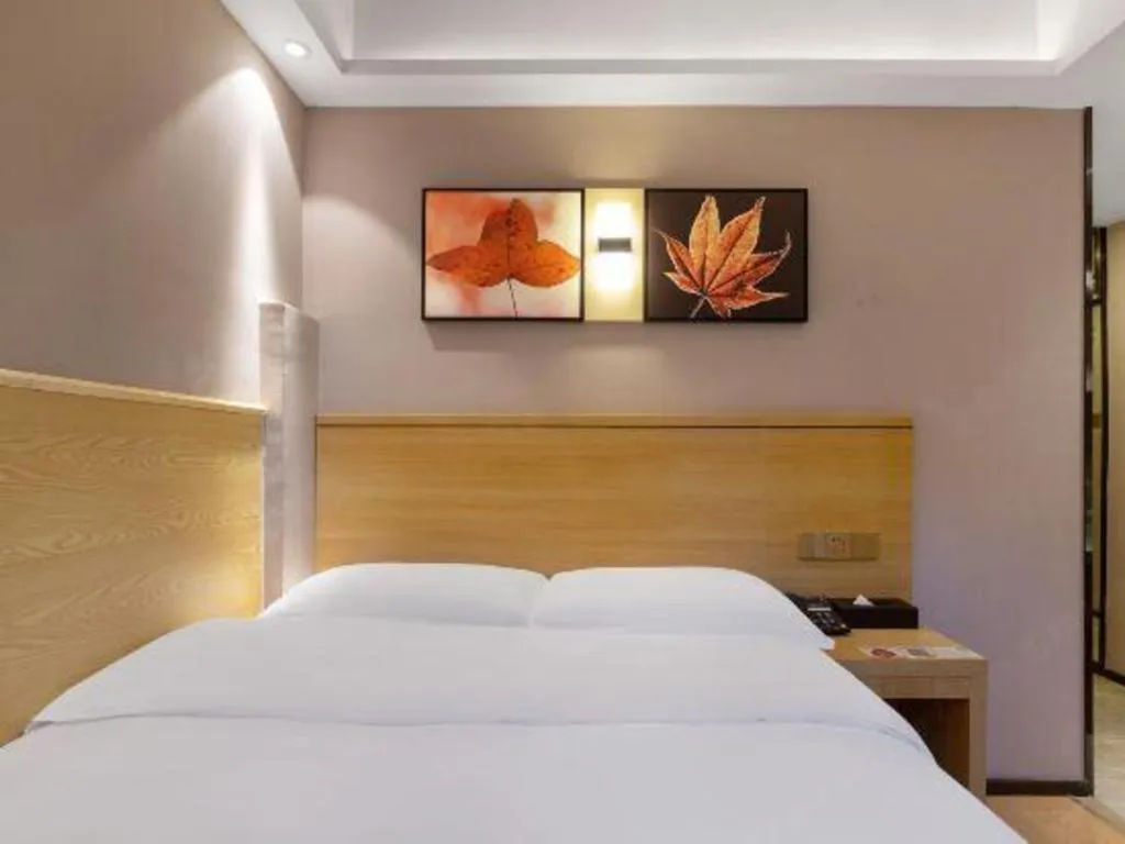 Bed in GreenTree Alliance Hotel Kunming Chuanjin Road Branch
