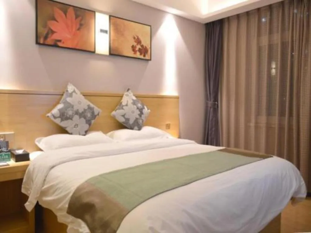 Bed in GreenTree Alliance Hotel Kunming Chuanjin Road Branch