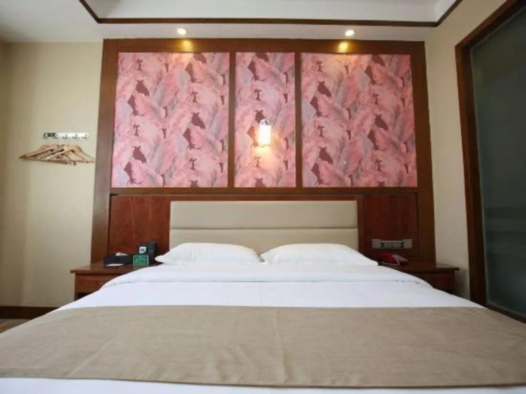 Bed in GreenTree Alliance Hotel Kunming Chuanjin Road Branch