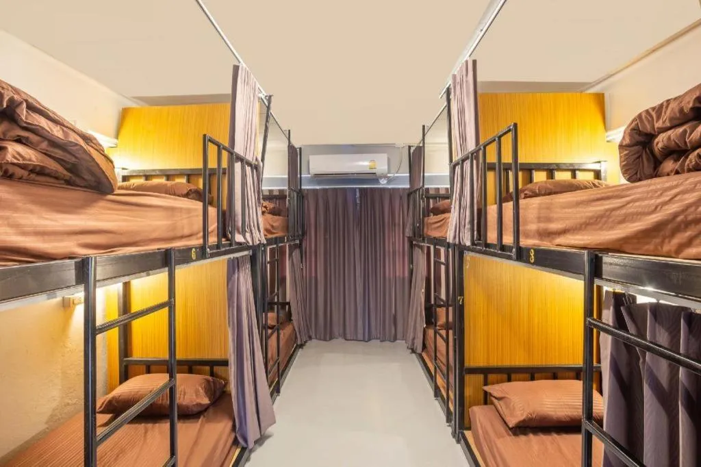 OYO 723 Lamphun Hostel