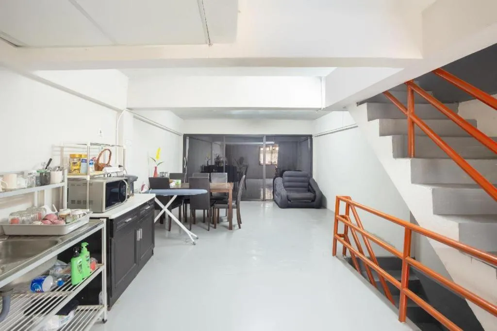 OYO 723 Lamphun Hostel