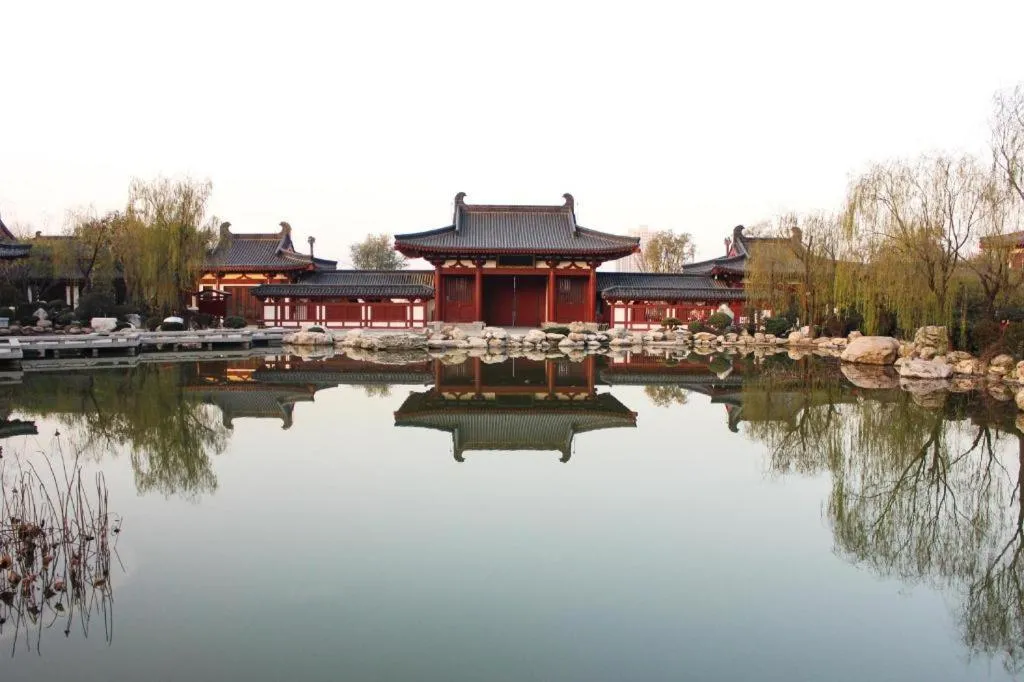 ibis Xian Lintong Huaqing Hot Spring Hotel