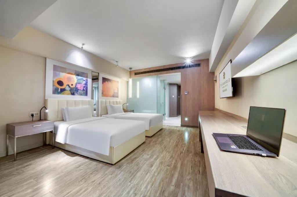 Bed in Jinjiang Metropolo Hotel - Hangzhou Xiasha