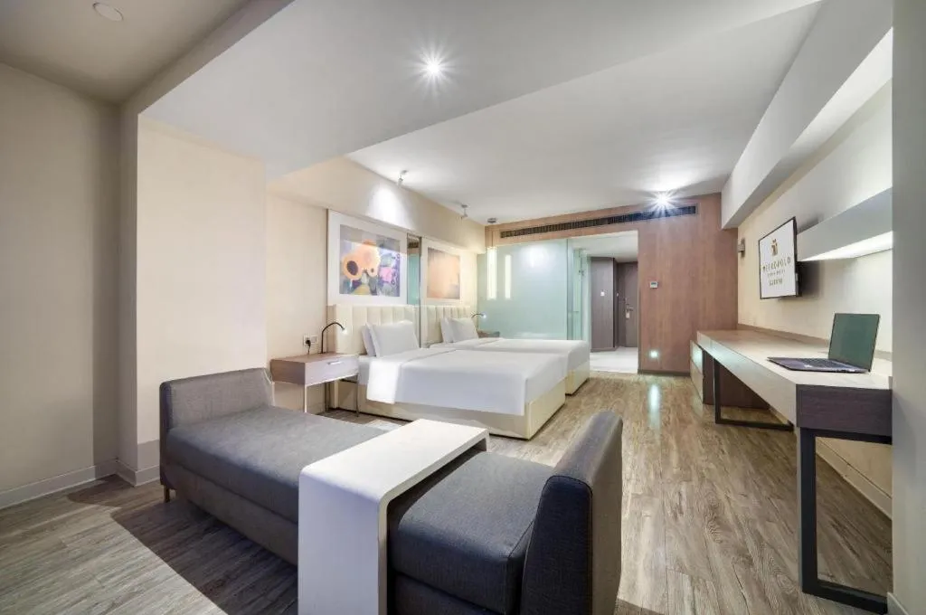 Bed in Jinjiang Metropolo Hotel - Hangzhou Xiasha