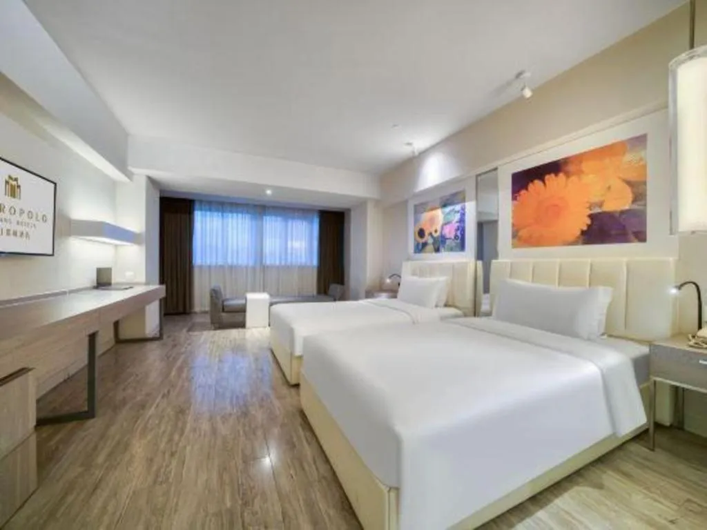 Bed in Jinjiang Metropolo Hotel - Hangzhou Xiasha