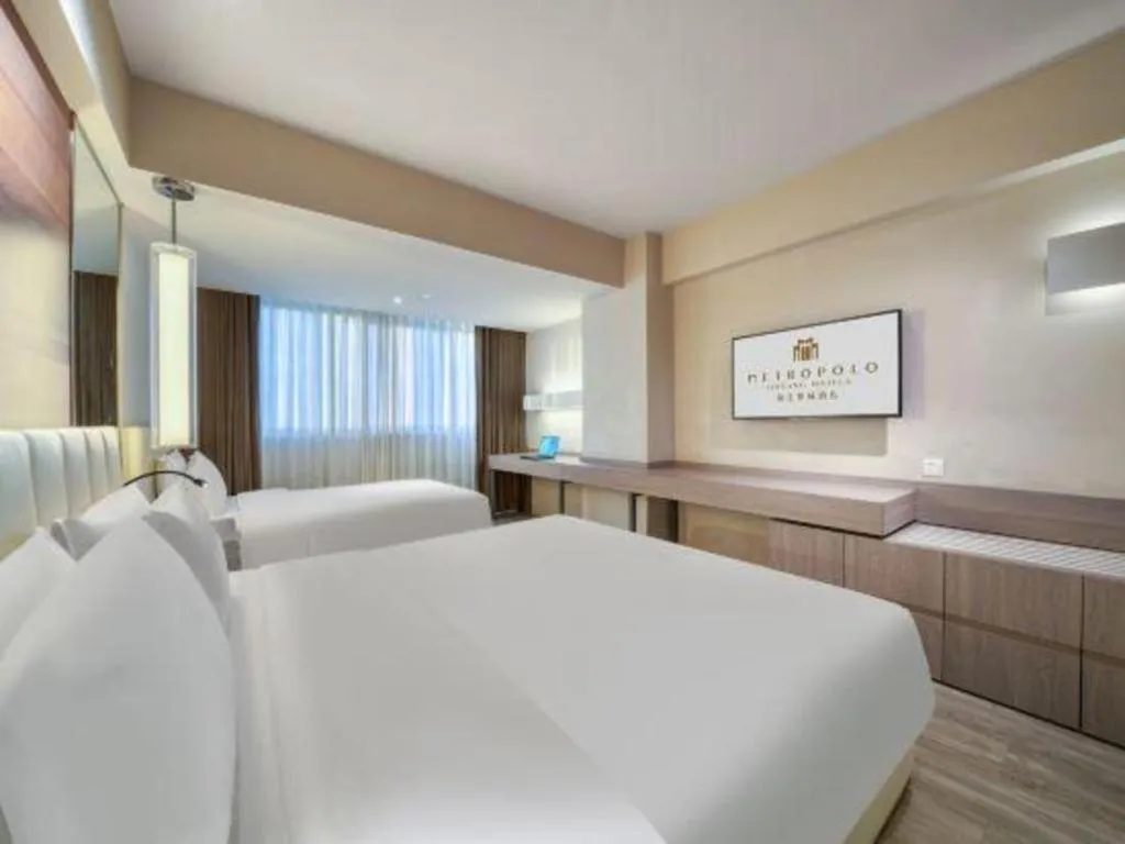 Bed in Jinjiang Metropolo Hotel - Hangzhou Xiasha