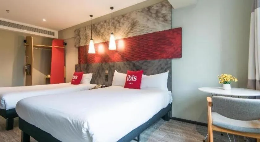 Bed in Ibis Lanzhou Dongfanghong Plaza Hotel