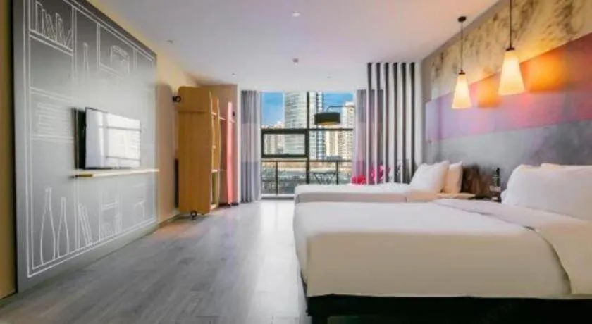 Bed in ibis xian North Second Ring Weiyang Rd Hotel