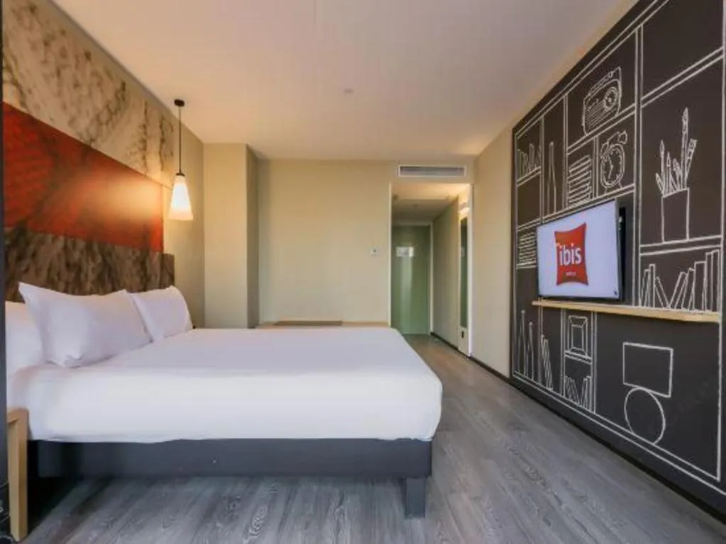 Bed in ibis xian North Second Ring Weiyang Rd Hotel