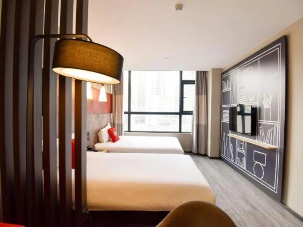 Bed in ibis xian North Second Ring Weiyang Rd Hotel