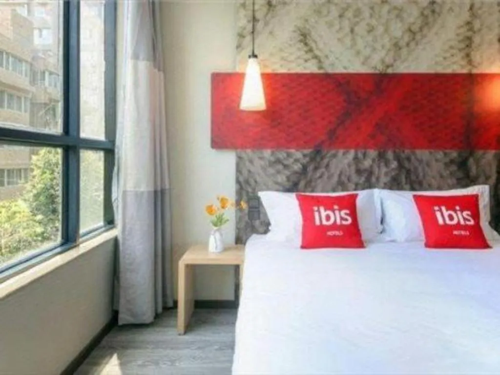 Bed in ibis xian North Second Ring Weiyang Rd Hotel