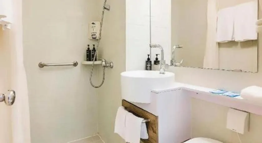 Jinjiang Inn Zibo People's Park Liuquan Road