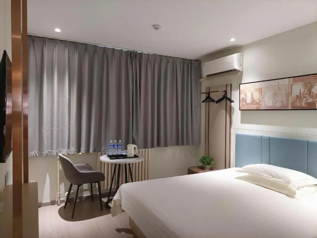 Bed in Jinjiang Inn Zibo People's Park Liuquan Road