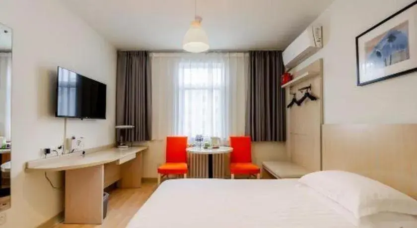 Bed in Jinjiang Inn Zibo People's Park Liuquan Road Bed in Jinjiang Inn Zibo People's Park Liuquan Road