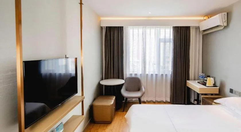 Bed in Jinjiang Inn Zibo People's Park Liuquan Road