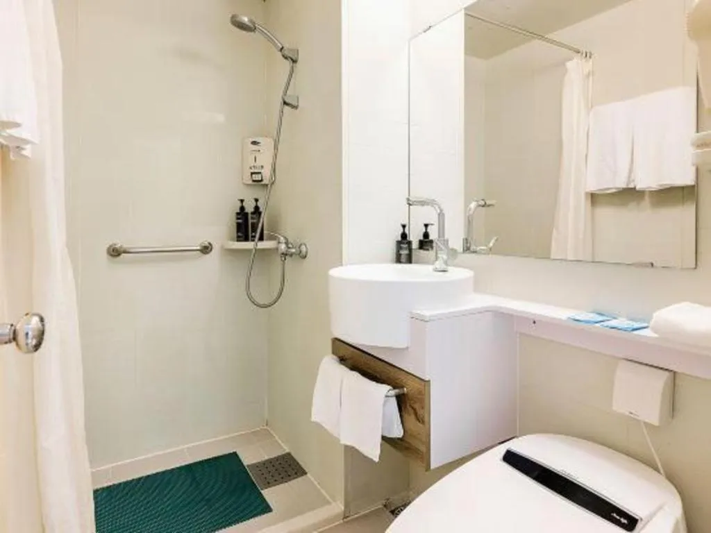 Jinjiang Inn Zibo People's Park Liuquan Road