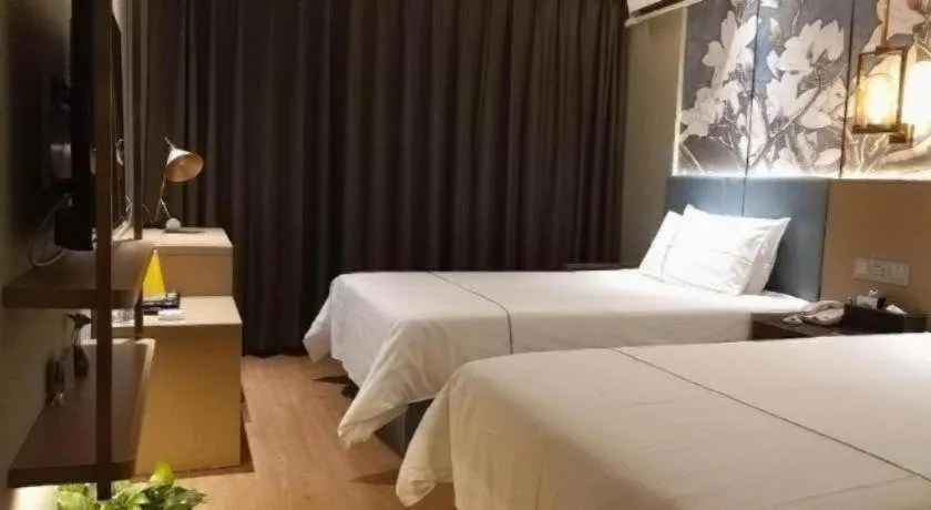 Bed in Jinjiang Inn Zibo People's Park Liuquan Road