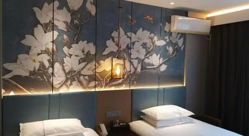 Bed in Jinjiang Inn Zibo People's Park Liuquan Road Bed in Jinjiang Inn Zibo People's Park Liuquan Road