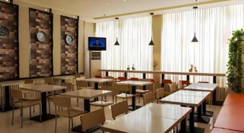 Jinjiang Inn Zibo People's Park Liuquan Road