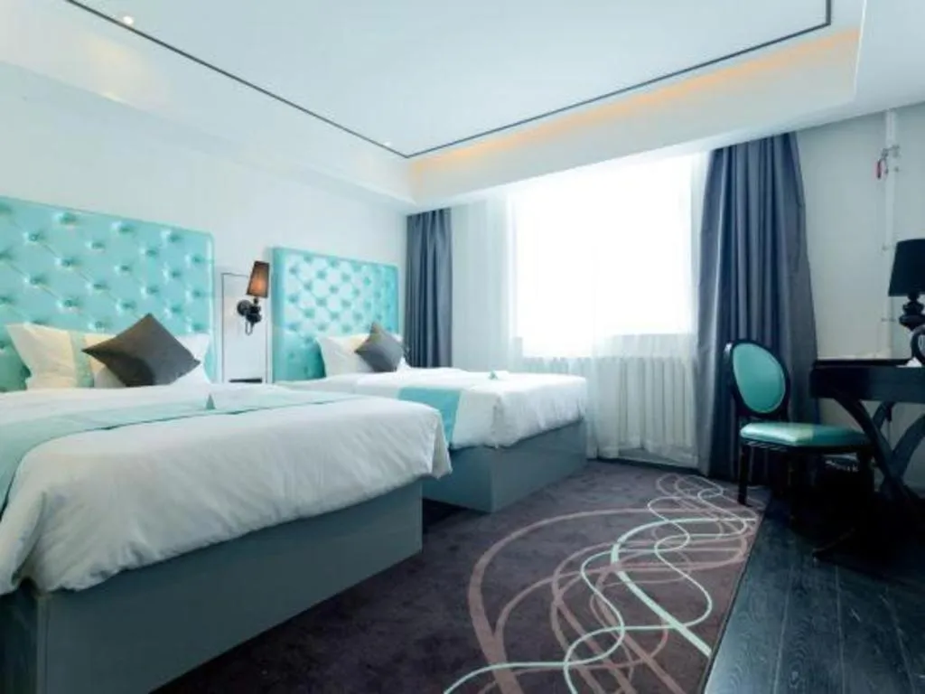 Xana Lite Jinan Railway Station