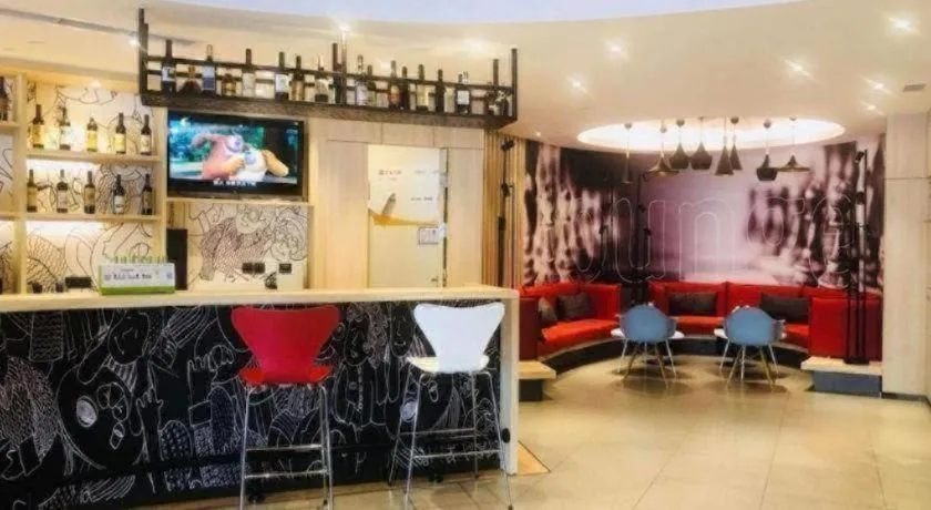 ibis Chengdu East Railway Station Hotel