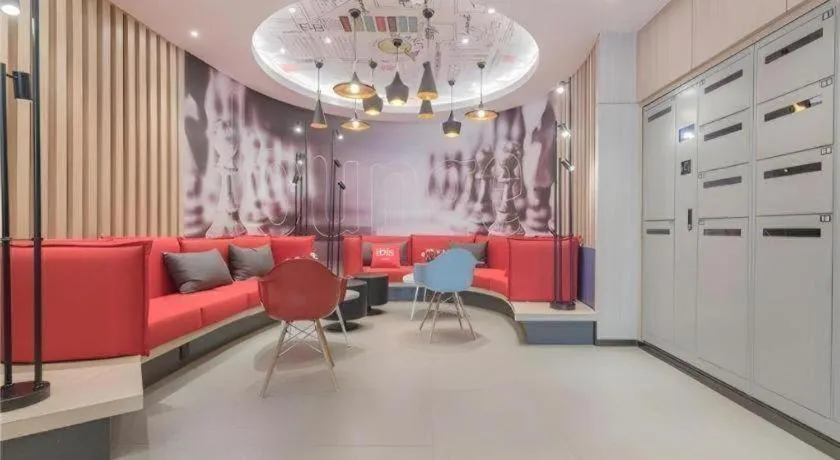 ibis Chengdu East Railway Station Hotel