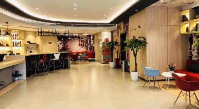 ibis Chengdu East Railway Station Hotel