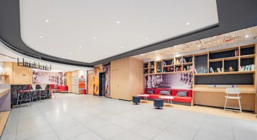 ibis Chengdu East Railway Station Hotel