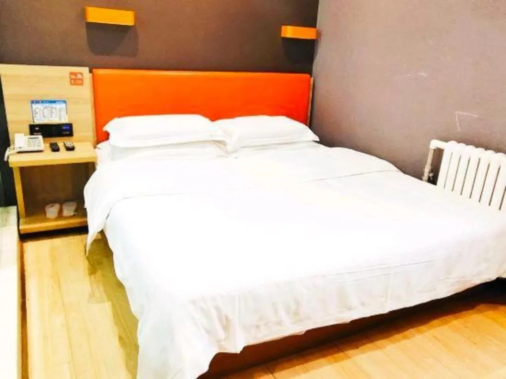 Bed in 7 Days Premium Qingdao Keji Street Taishan Road Metro Station