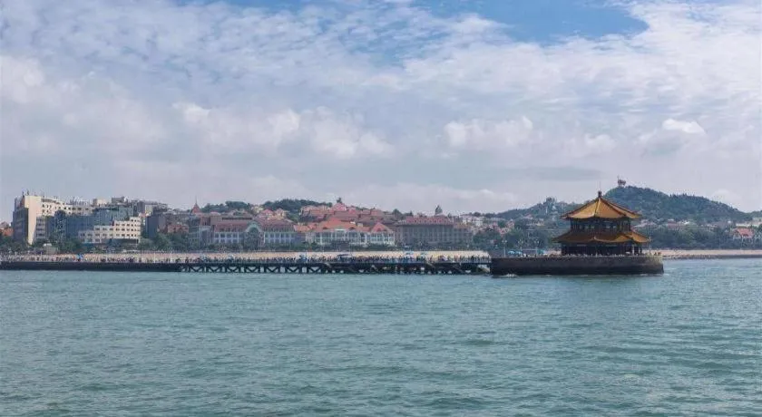 7 Days Premium Qingdao Keji Street Taishan Road Metro Station