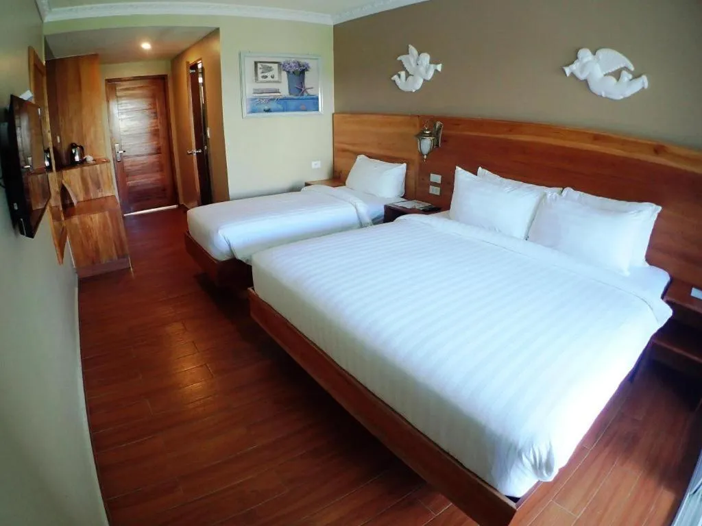 Bed in Roman Empire Panglao Boutique Resort