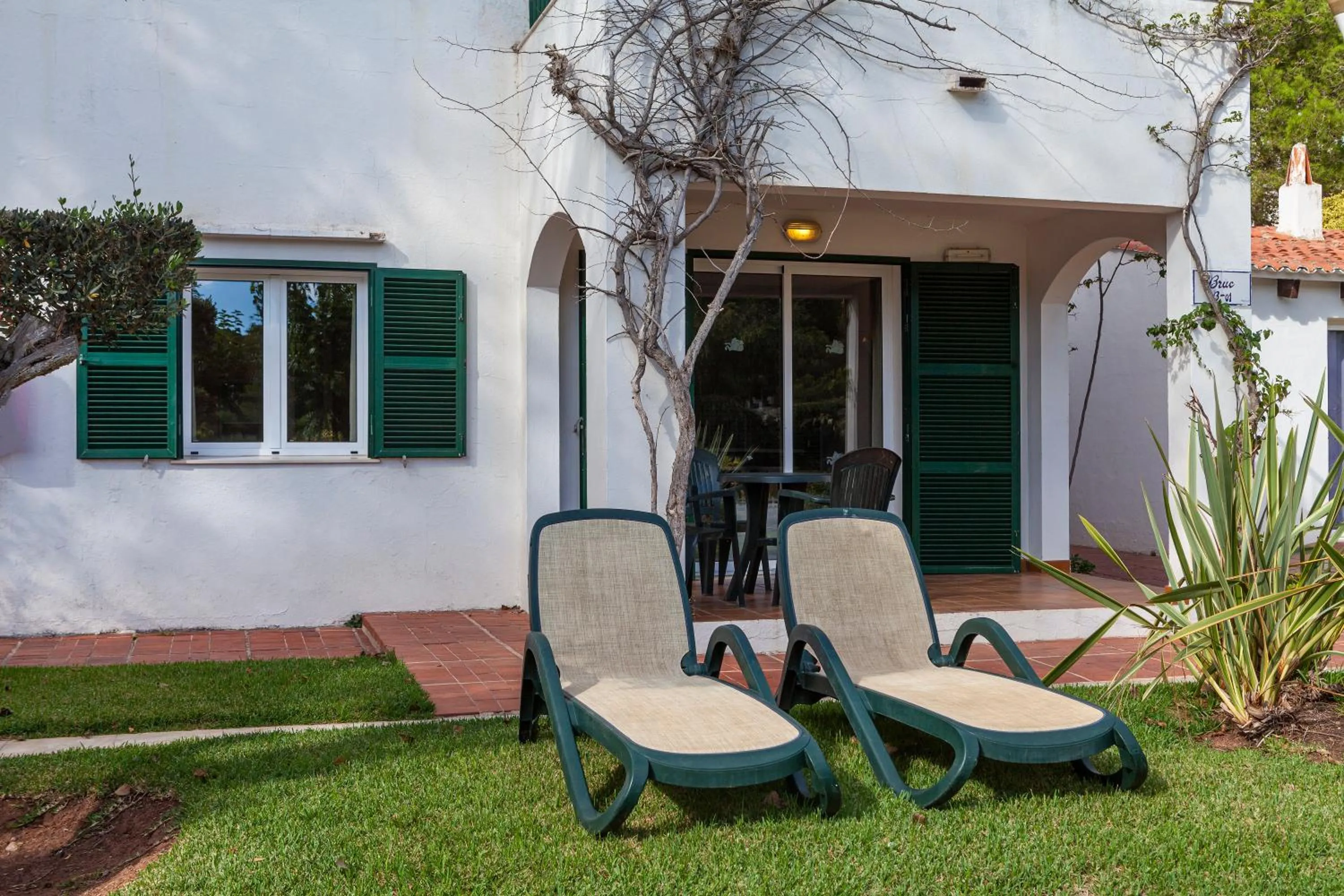 Garden in Minura Cala Galdana & Apartamentos d'Aljandar