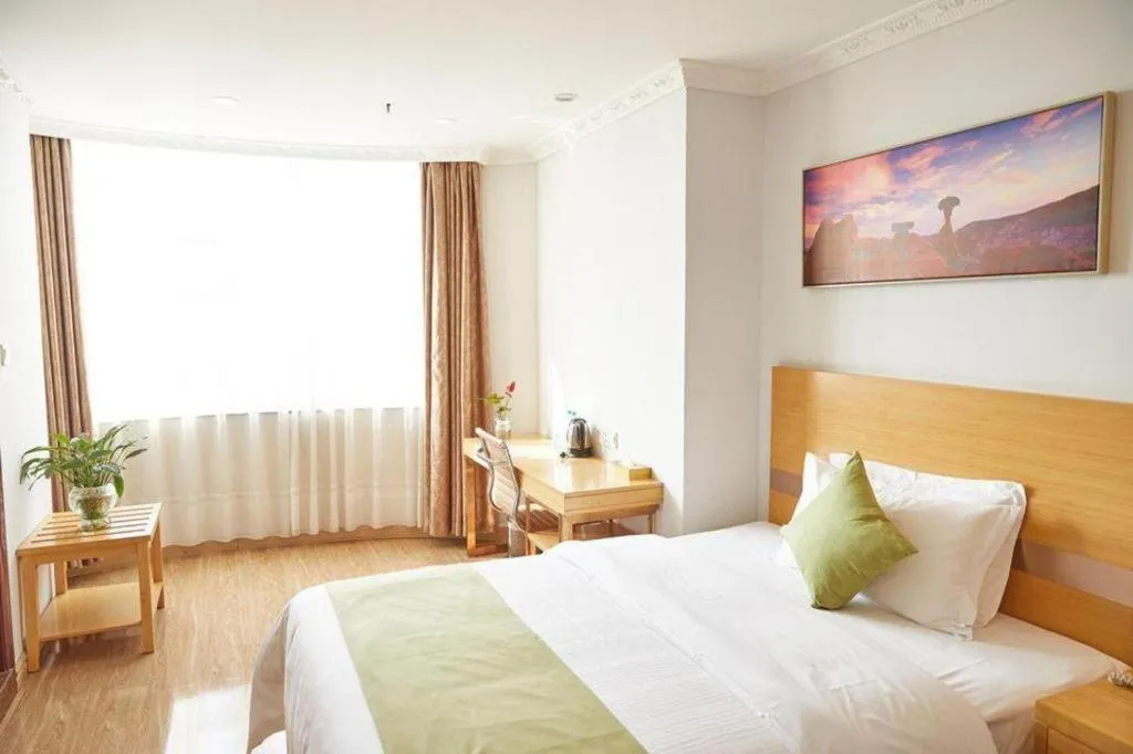 Bed in GreenTree Alliance Hotel Foshan Nanhai District Pingzhou Yuqi Street