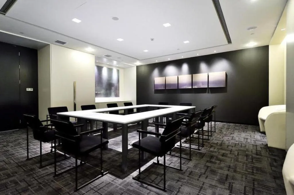 Jinjiang Metropolo Shanghai Xujiahui Nanhuating Hotel