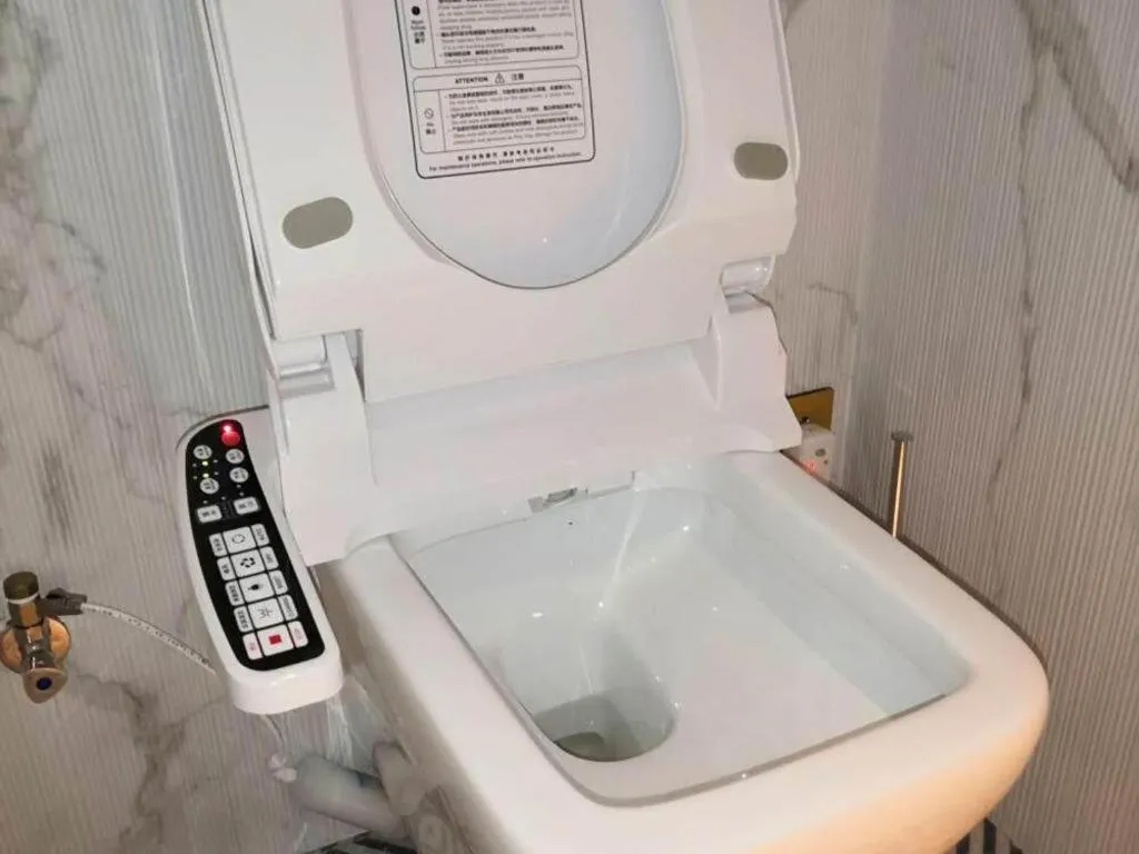 Jinjiang Metropolo Shanghai Xujiahui Nanhuating Hotel