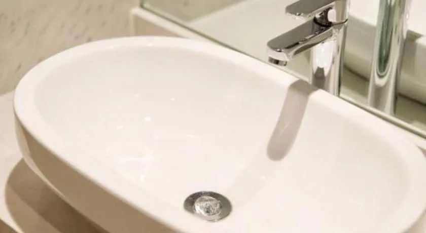 Jinjiang Metropolo Shanghai Xujiahui Nanhuating Hotel