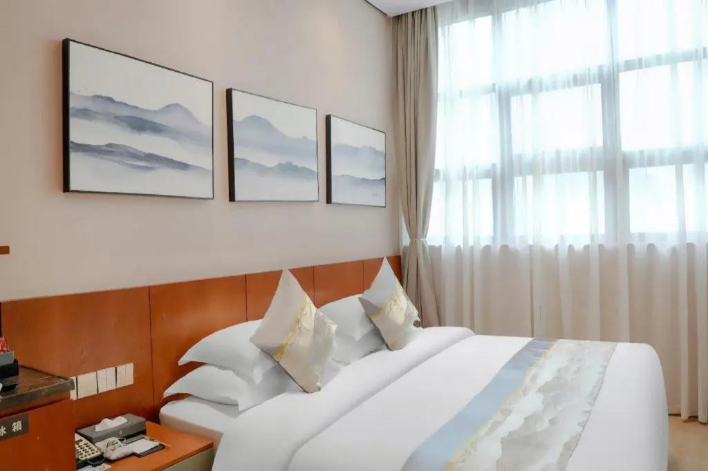 Bed in H Life Hotel (Shenzhen Sea World Branch)