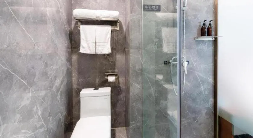 H Life Hotel (Shenzhen Sea World Branch)