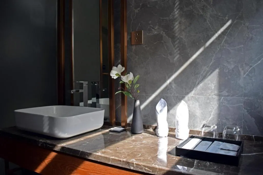 H Life Hotel (Shenzhen Sea World Branch)