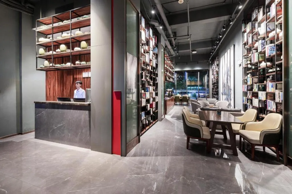 H Life Hotel (Shenzhen Sea World Branch)