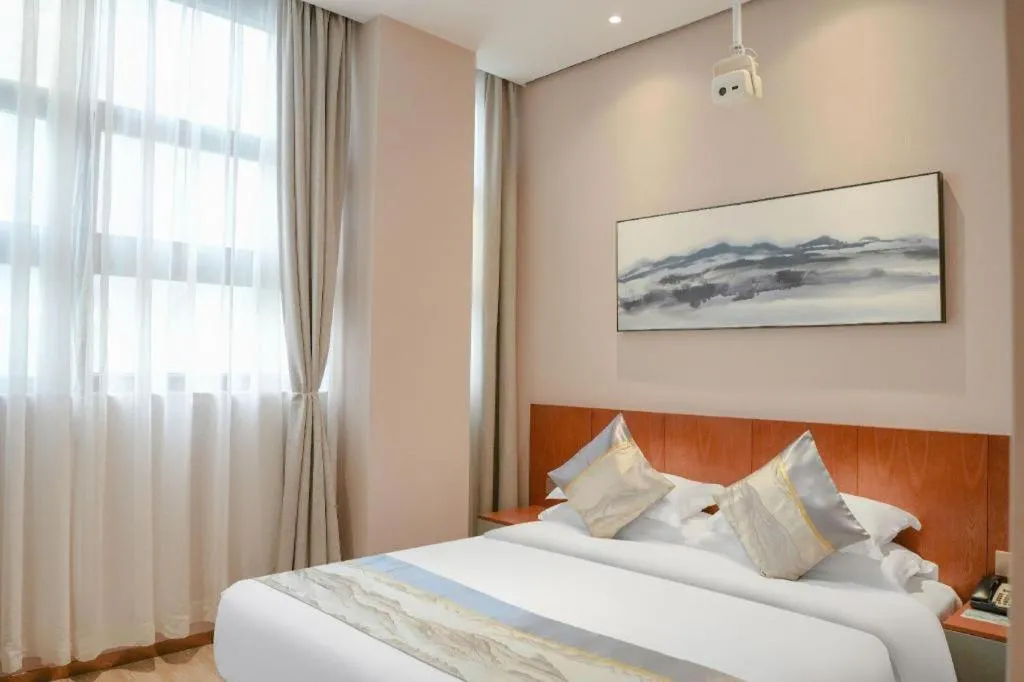 Bed in H Life Hotel (Shenzhen Sea World Branch)