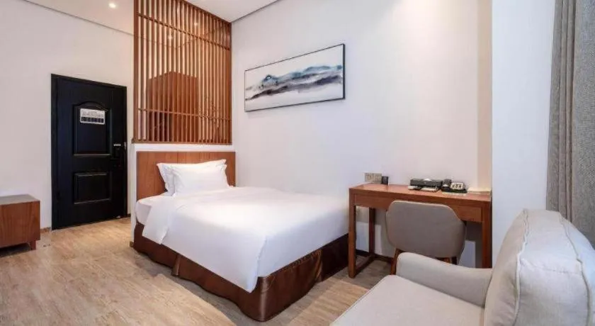 Bed in H Life Hotel (Shenzhen Sea World Branch)