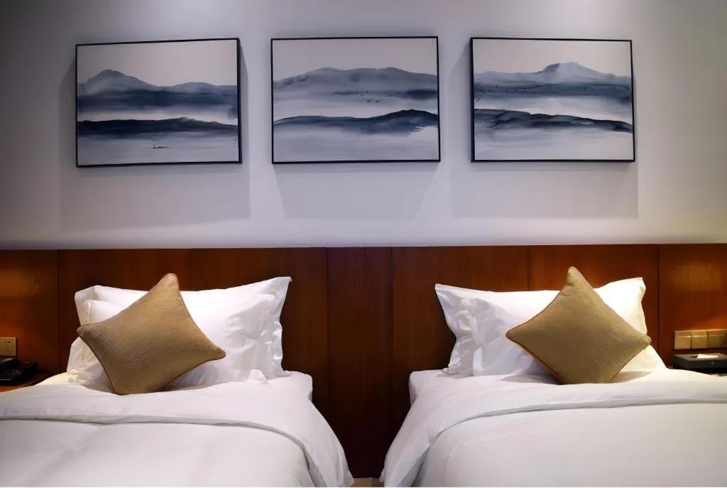 Bed in H Life Hotel (Shenzhen Sea World Branch)