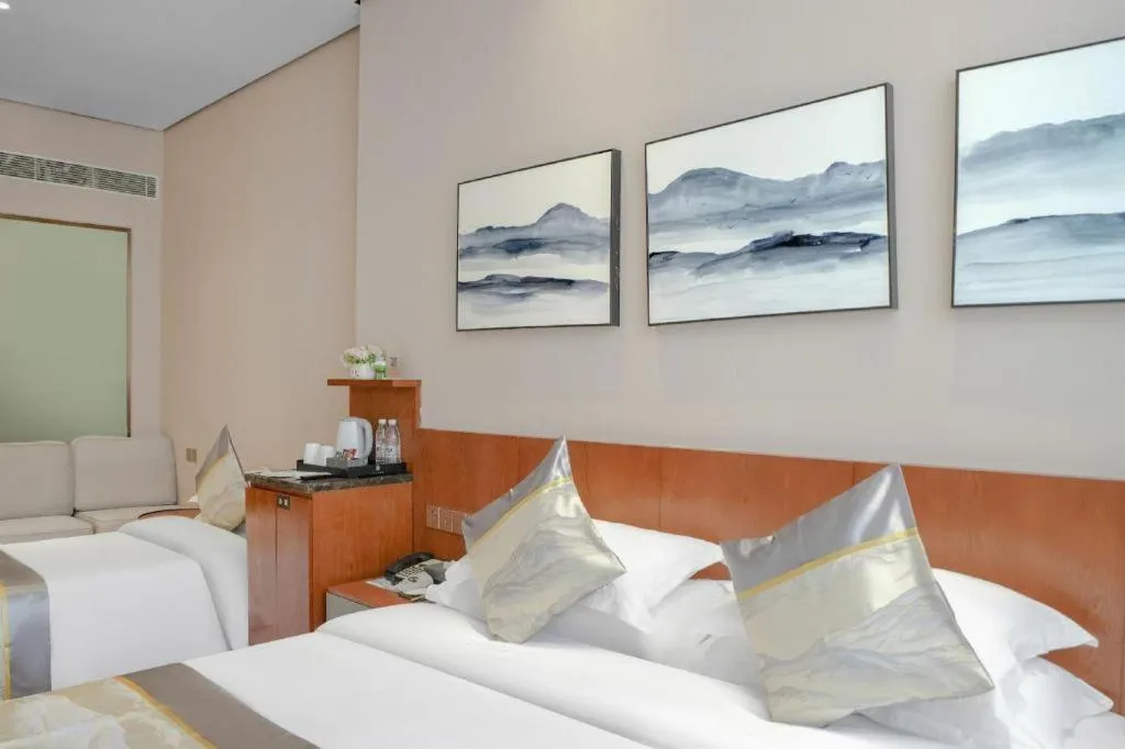 Bed in H Life Hotel (Shenzhen Sea World Branch)