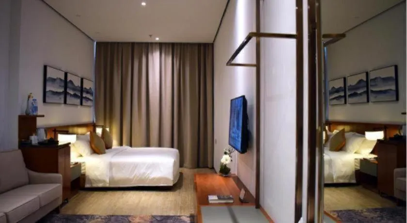 Bed in H Life Hotel (Shenzhen Sea World Branch)