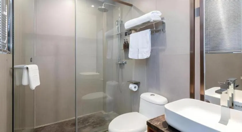 H Life Hotel (Shenzhen Sea World Branch)