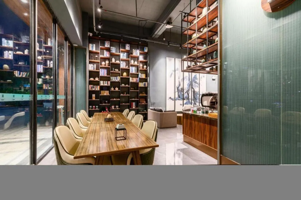 H Life Hotel (Shenzhen Sea World Branch)